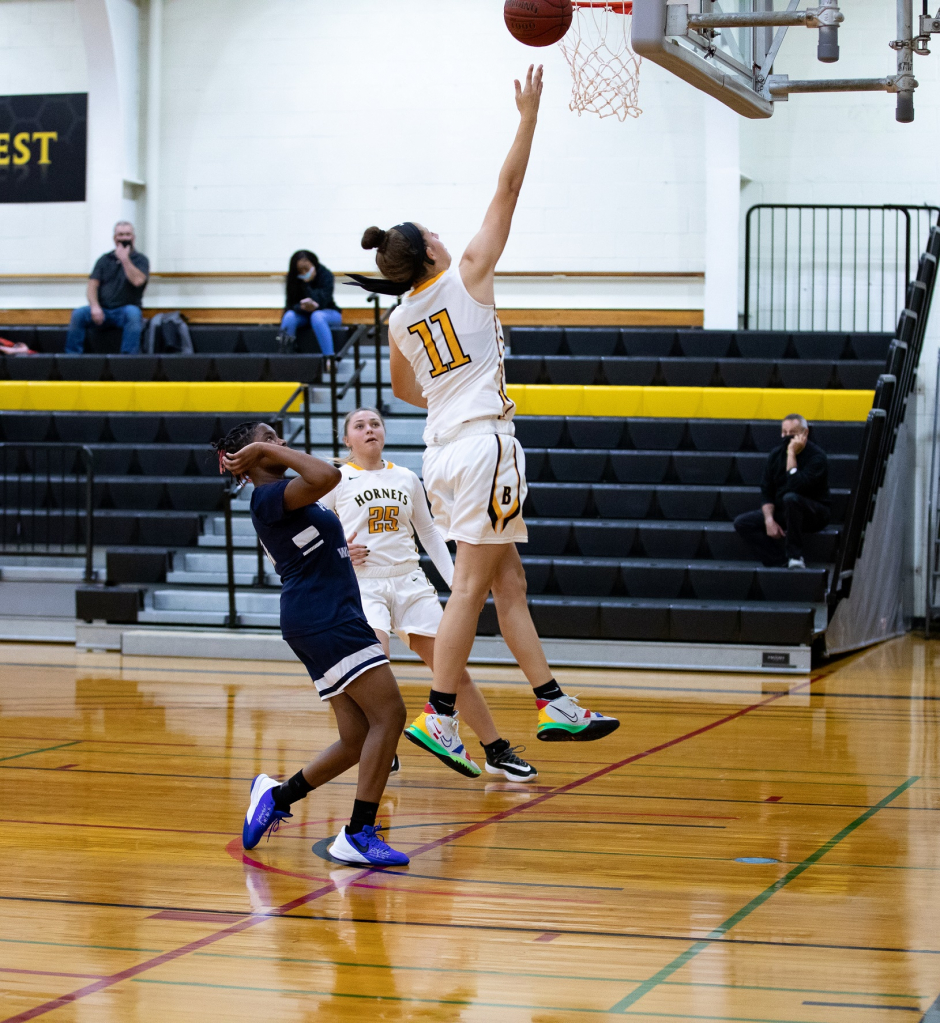 he women's basketball team fell to North Country CC, currently the nation's 5th ranked team, in Saranac Lake by a score of 74-64 on Saturday afternoon.