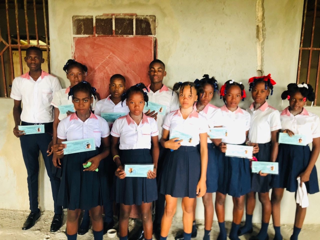 Ninth Grade Students in Rural Haiti Take National Exams