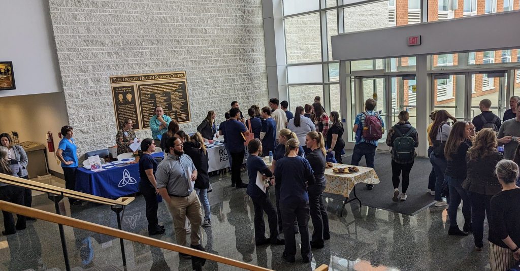 On October 25, SUNY Broome’s Health Science Division and Career, Transfer, and Bachelor Partnership Department hosted the annual Fall into Your Future Healthcare Career event in the lobby of the Decker Health Science Center.