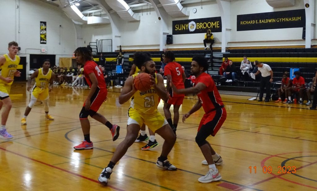 SUNY Broome men's basketball defeated Corning CC by a thrilling score of 87-81