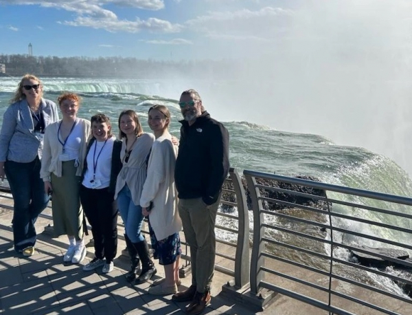 Environmental Science Students Present Undergraduate Research in Buffalo. After the event they make a side trip to Niagra Falls.