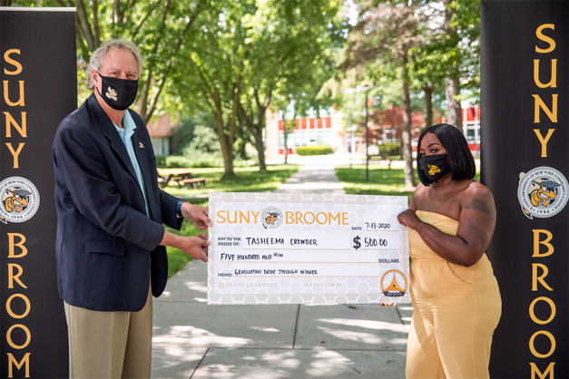 SUNY Broome announces winner of graduation drive-through event drawing.