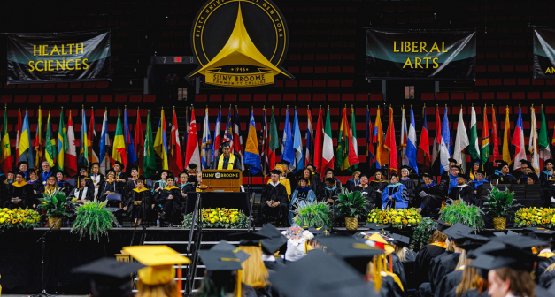 Save the Date: 2024 Commencement Ceremony on May 23!